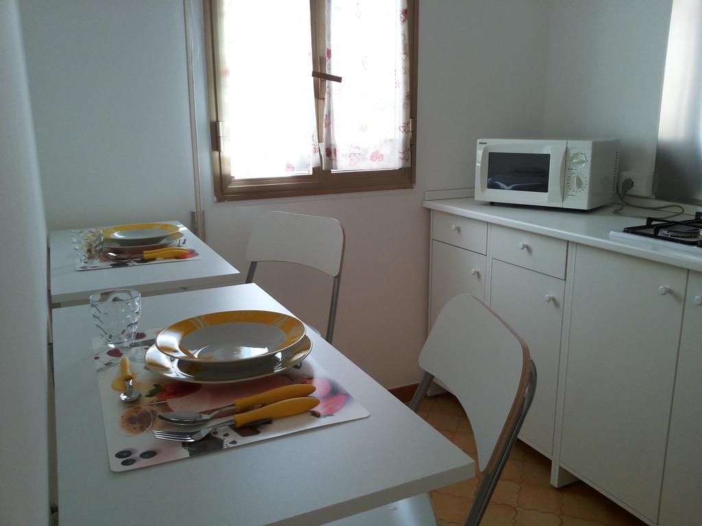B&B Mare E Terra Ragusa Buitenkant foto